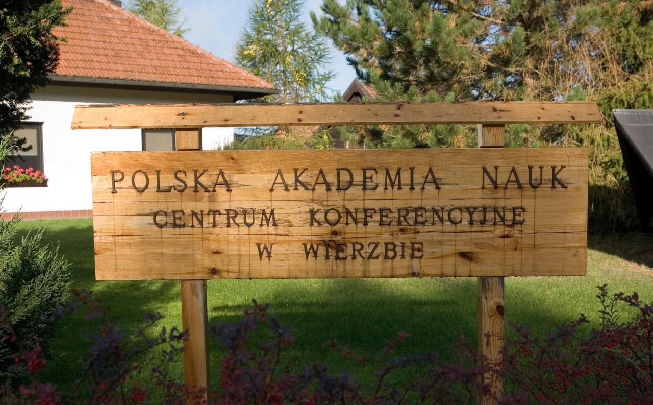 PAN Dom Pracy Twórczej w Wierzbie Wierzba Exterior foto