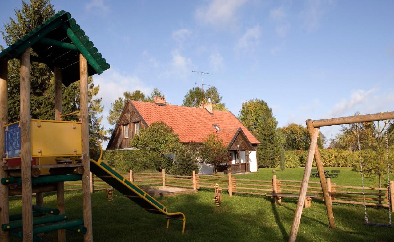 PAN Dom Pracy Twórczej w Wierzbie Wierzba Exterior foto